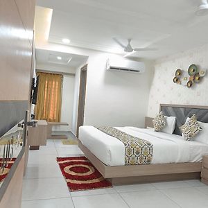 Hotel Lotus